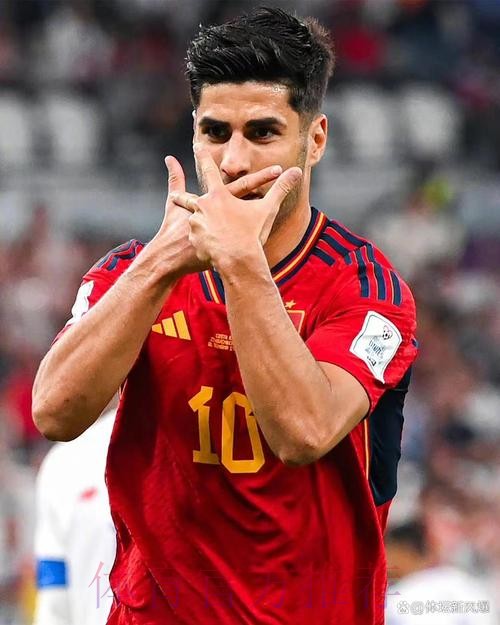 安帅计划灵活使用阿森西奥 会在一些场次踢中场