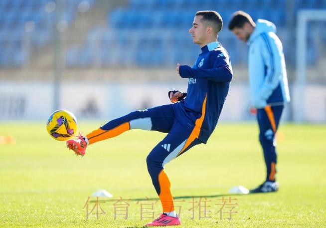 老佛爷亲临皇马训练场 观看训练&祝球员们好运